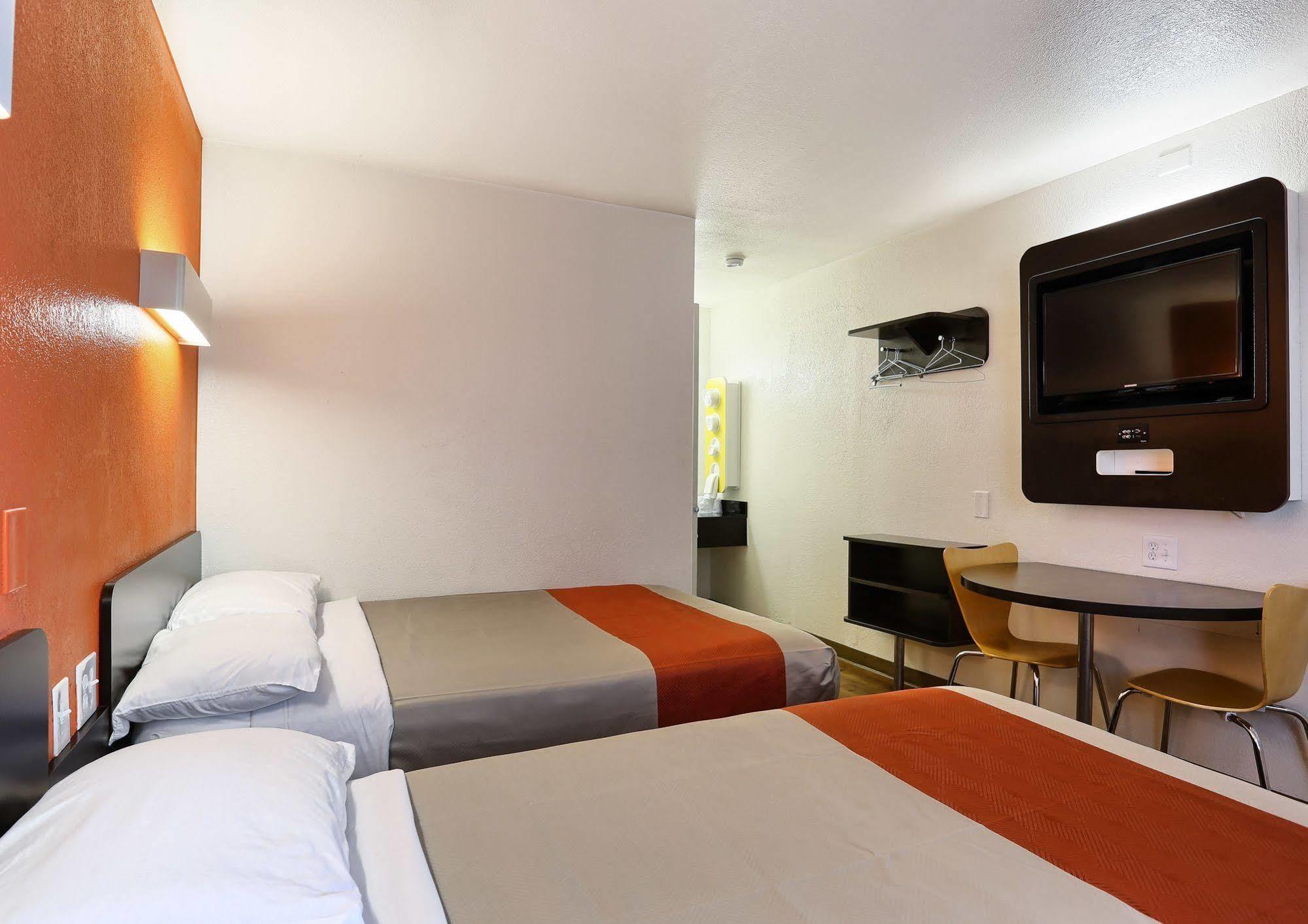 Park Inn By Radisson วอลนัทครีก ภายนอก รูปภาพ